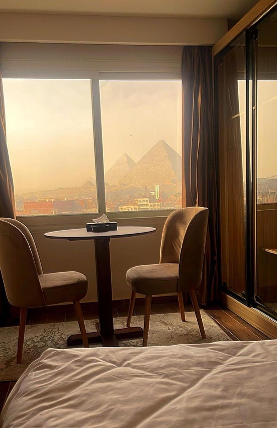 Хостел Rotana Pyramids View Nazlet el-Sisi Екстер'єр фото