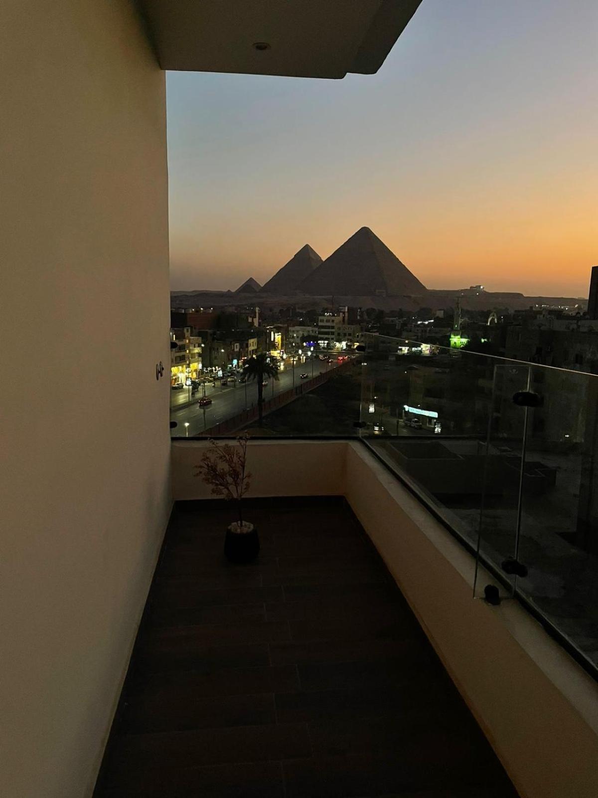Хостел Rotana Pyramids View Nazlet el-Sisi Екстер'єр фото