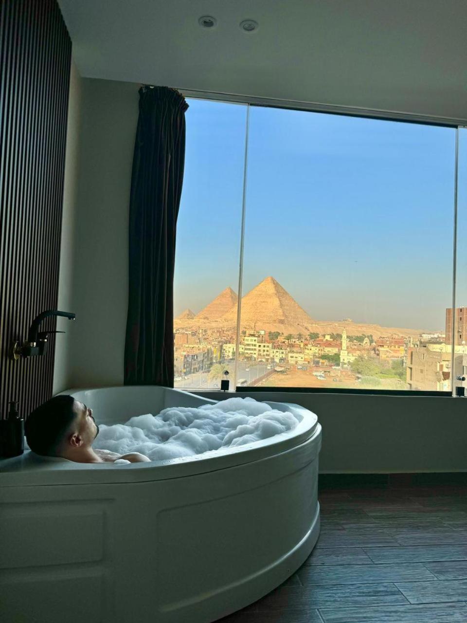 Хостел Rotana Pyramids View Nazlet el-Sisi Екстер'єр фото